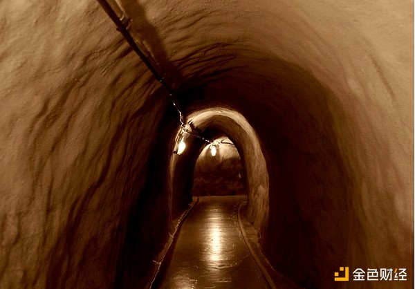 揭秘瑞士如何用秘密核掩體來(lái)保護(hù)BTC圖片